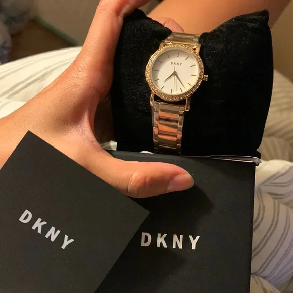 Dkny | Accessories | Dkny Fashion Watch Ny924 Sterling Gold  display picture 1